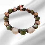 Women’s Natural strawberry quartz, rose quartz and labradorite on genuine leather bracelet