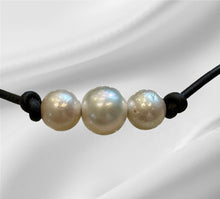 Load image into Gallery viewer, Women&#39;s natural freshwater white pearl adjustable necklace on genuine hand rolled leather

