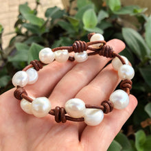 Load image into Gallery viewer, Women&#39;s white pearl bracelet with brown leather
