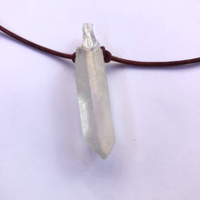 Load image into Gallery viewer, Women&#39;s clear quartz with red leather necklace

