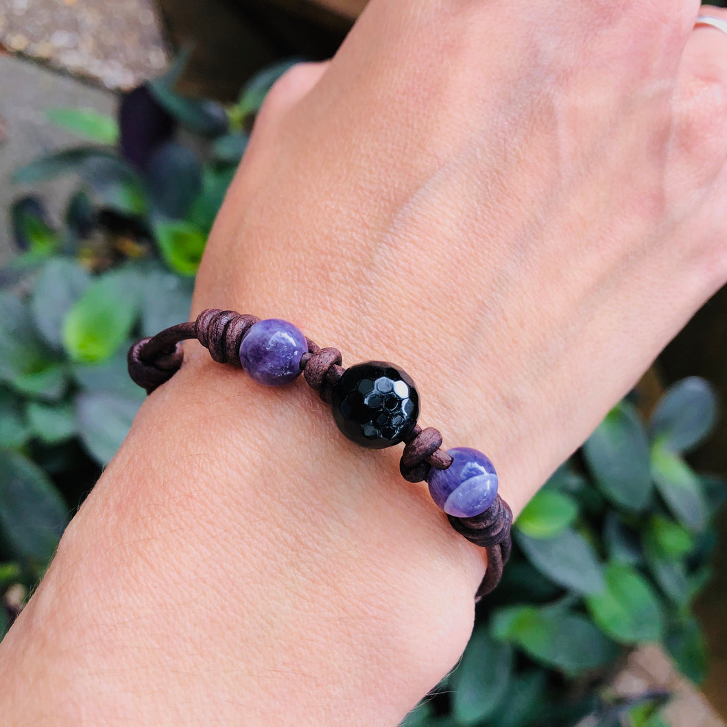 Women's AAA grade Brazilian amethyst with polished black onyx on brown natural leather bracelet