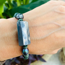 Load image into Gallery viewer, Women’s Natural Hematite and Pearls on genuine green leather bracelet
