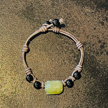 Load image into Gallery viewer, Men&#39;s natural jade and black onyx bracelet
