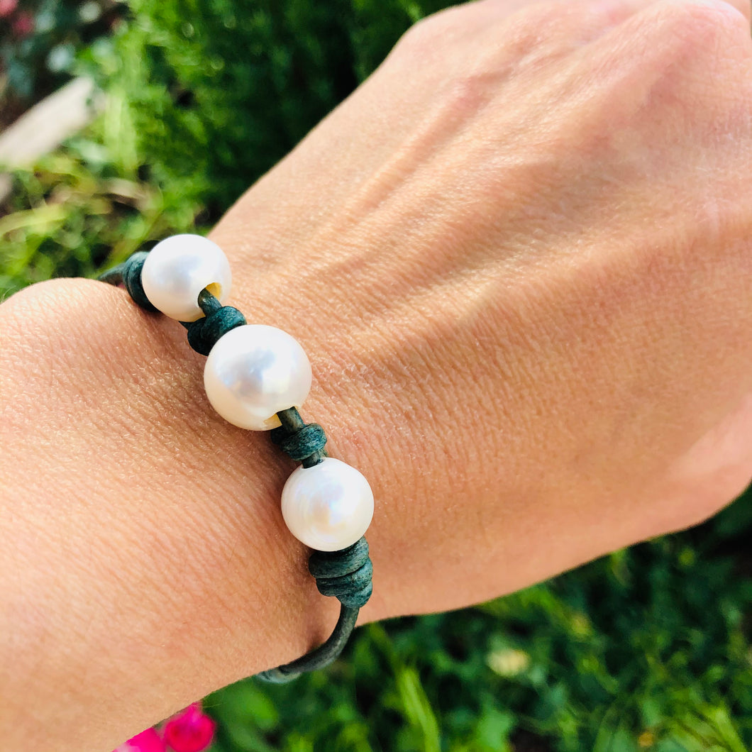 Women’s three white Pearls on Turquoise genuine leather bracelet