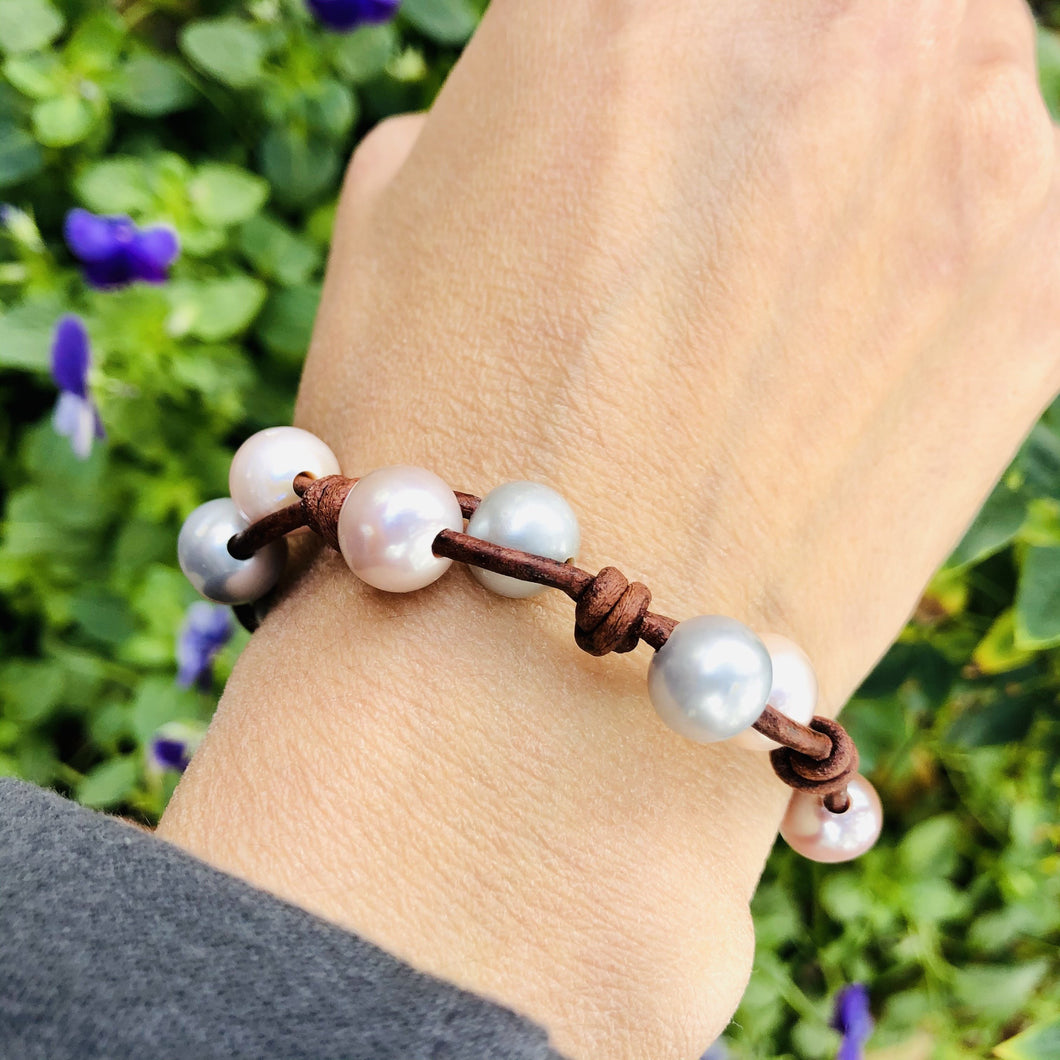 Women’s natural pearls and dark brown genuine leather bracelet