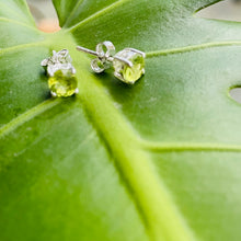 Load image into Gallery viewer, Women’s Natural Peridot Sterling silver earrings
