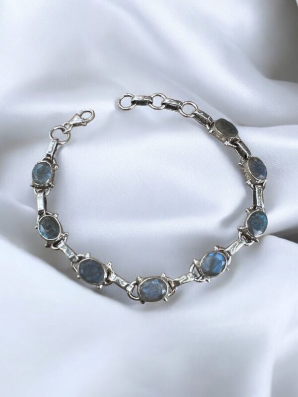 deep-sea-gypsy-labradorite-bracelet