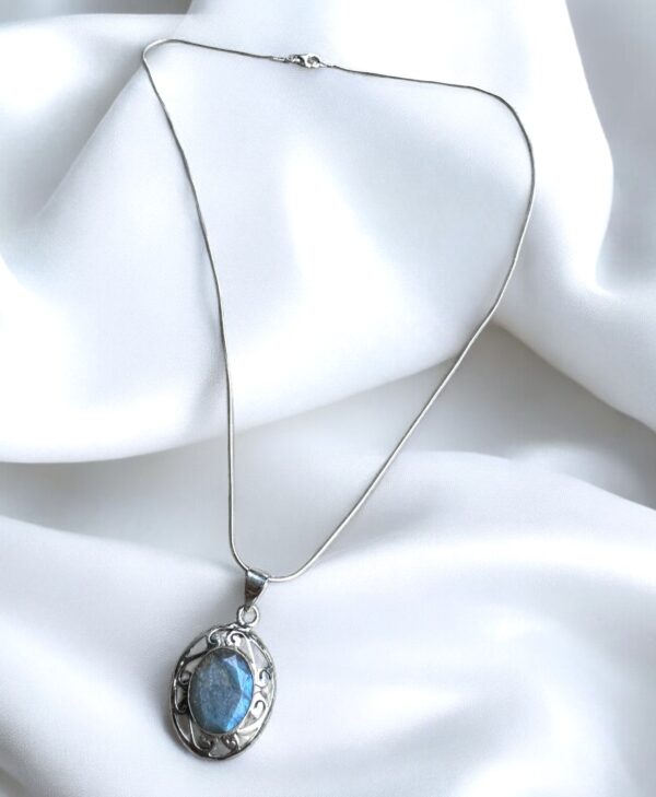 deep-sea-gypsy-laradorite-necklace